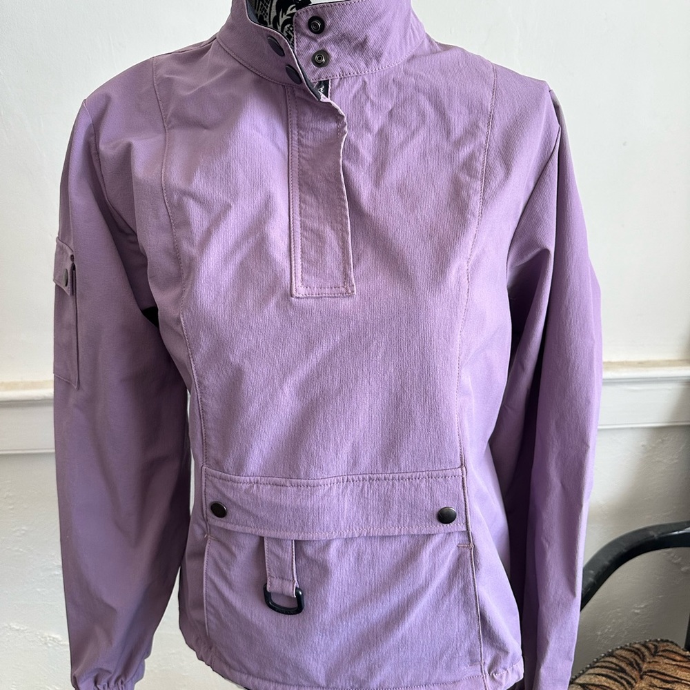 Arista light weight lavender pullover jacket, like new condition